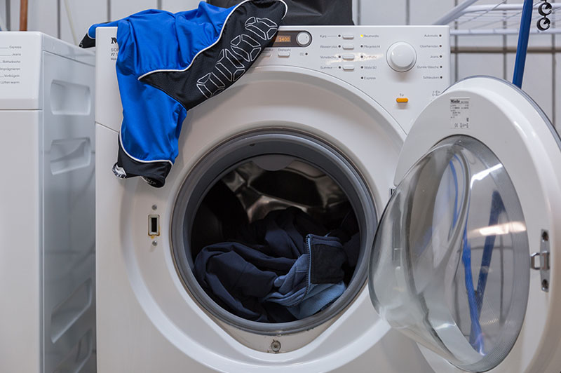 Wäsche waschen im Hotel Bilder einer Waschmaschine